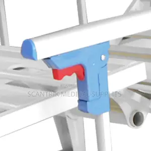 Multi-Functional Manual Hospital Bed With Crank Adjustment