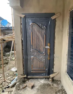 Best Quality Castle Door Size 3ft by 7ft
