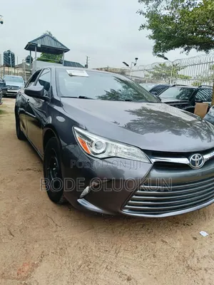 Toyota Camry LE 4dr Sedan (2.5L 4cyl 6A) 2016 Gray