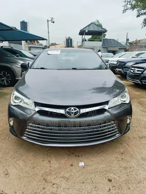 Toyota Camry LE 4dr Sedan (2.5L 4cyl 6A) 2016 Gray