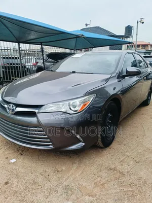 Toyota Camry LE 4dr Sedan (2.5L 4cyl 6A) 2016 Gray