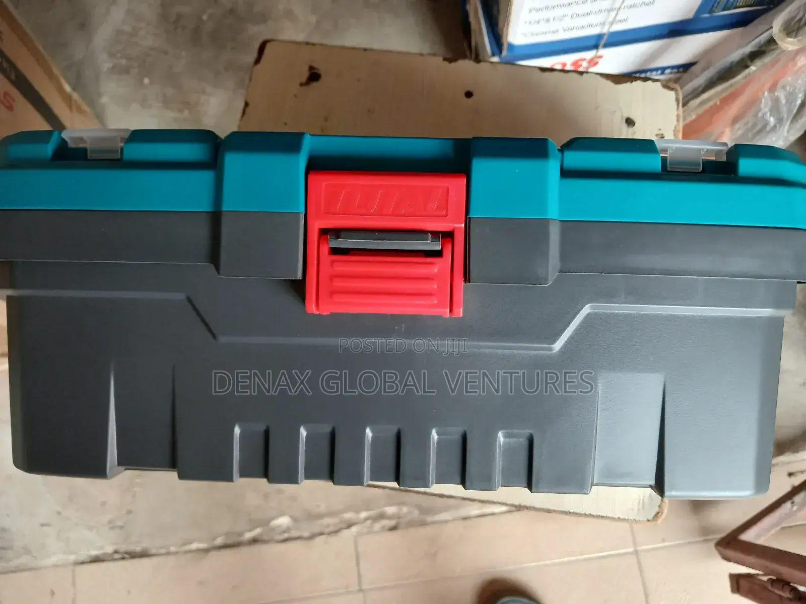 14" Empty Plastic Tools Box