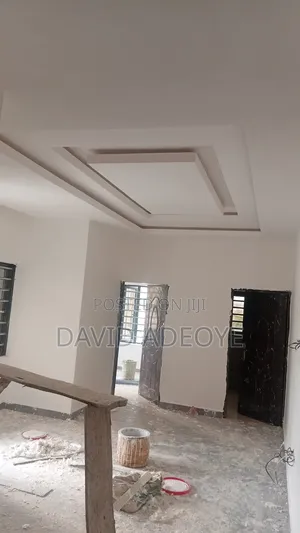 Wall Screeding and Pop Ceiling