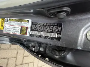 Toyota Camry LE 4dr Sedan w/Prod. End 11/13 (2.5L 4cyl 6A) 2014 Gray