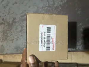 Oil Cooler Toyota Land Cruiser,Lx570,Tundra,Sequoia 3ur Engine