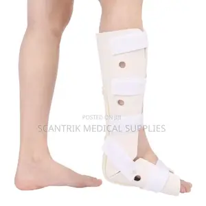 Lightweight Immobilization Ankle Fracture Splint