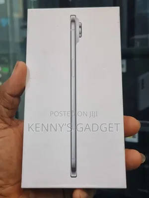New Apple iPhone Air 256 GB
