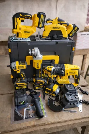 Dewalt 6-in-1 Cordless Power Tools Combo Kit