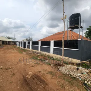 3bdrm Bungalow in Onigbagbo, Omi Adio for sale
