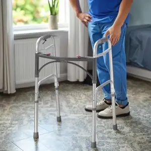 Heavy-Duty Walking Frame Without Wheels for Patient Support