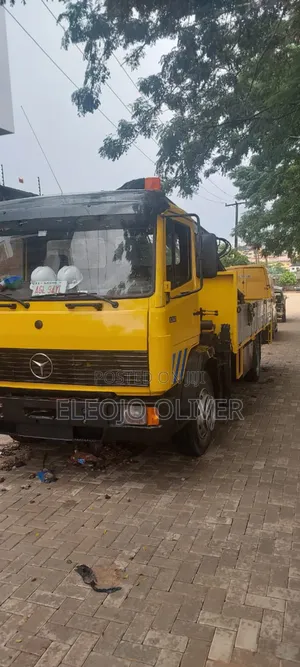 Rent Hiab Self-Loader Truck in Lagos