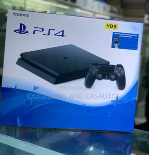 Playstation 4 Slim