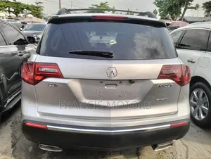 Acura MDX Advance Package SUV AWD (3.7L 6cyl 6A) 2013 Silver