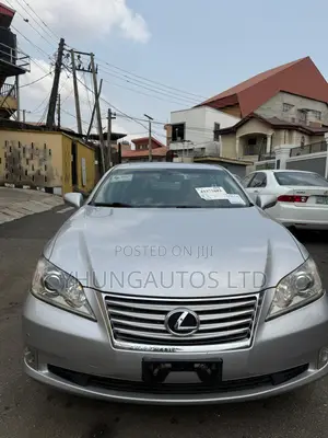 Lexus ES 350 2011 Silver