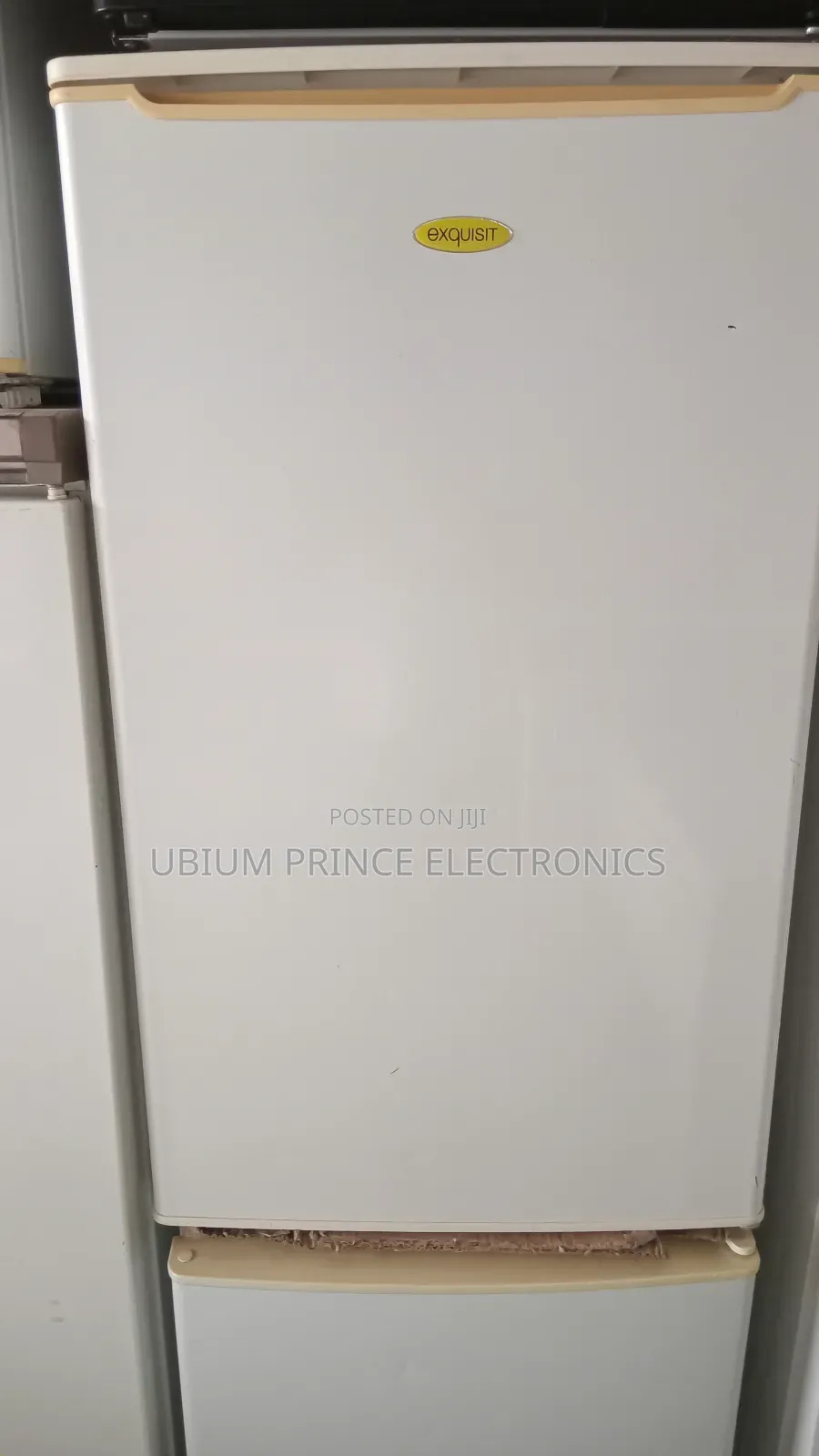 Exquisite Table Top Fridge