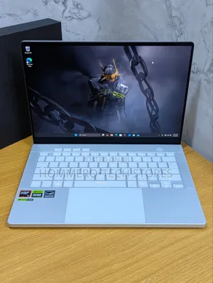 Laptop Asus ROG Zephyrus G14 16GB AMD Ryzen 9 SSD 1T