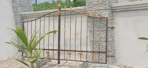 Fence Rail