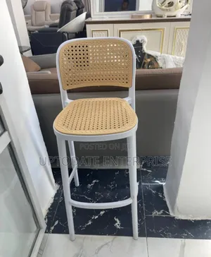 Fiber Iron Base Bar Stool