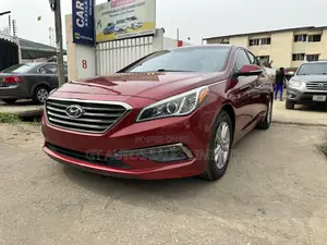 Hyundai Sonata Sport 4dr Sedan (2.4L 4cyl 6A) 2015 Red