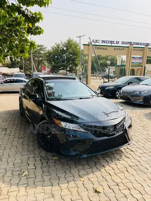 Toyota Camry 2018 Black