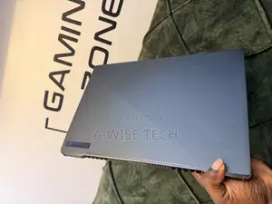 Laptop Asus ROG Zephyrus G16 16GB Intel Core i9 SSD 1T