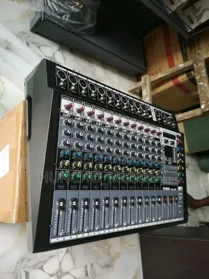 High Quality Mixer 12 Input