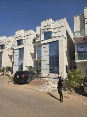 4bdrm Duplex in Dawaki for sale