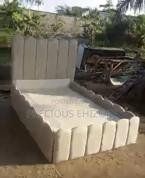 4/6 Beige Colour Bed