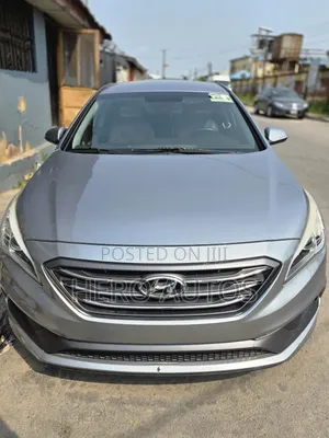Hyundai Sonata Sport 4dr Sedan (2.4L 4cyl 6A) 2015 Silver