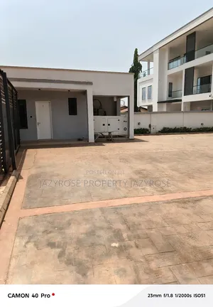 8bdrm Mansion in Asokoro for rent