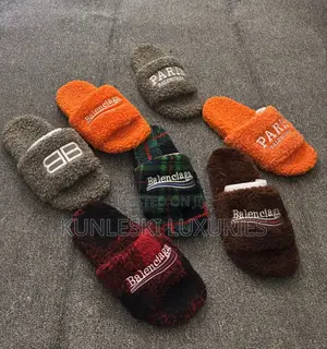 Original Balenciaga Furry Slides Collections