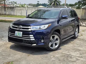 Toyota Highlander 2016 Blue