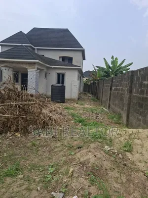 Furnished 5bdrm Duplex in Unique Estate, Baruwa for sale