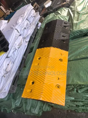 1 Metre , 70mm Speed Bump