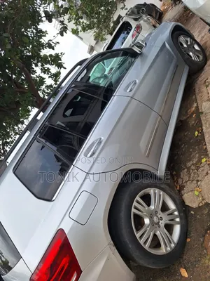 Mercedes-Benz GLK-Class Base GLK 350 4dr AWD 4MATIC (3.5L 6cyl 7A) 2015