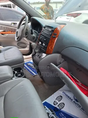 Toyota Sienna XLE AWD 2009 Black