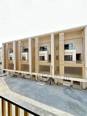 Breathtaking Waterfront 5 Bedroom Terrace Duplex Plus Bq, Pool, Gym