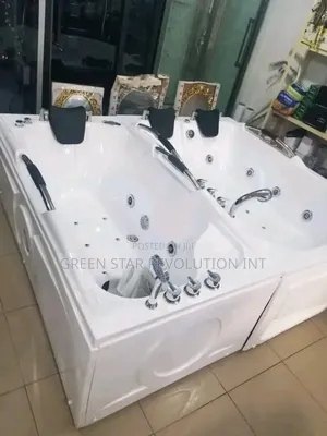 Single Jacuzzi