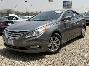 Hyundai Sonata SE Sedan FWD (2.4L 4cyl 6A) 2013 Gray