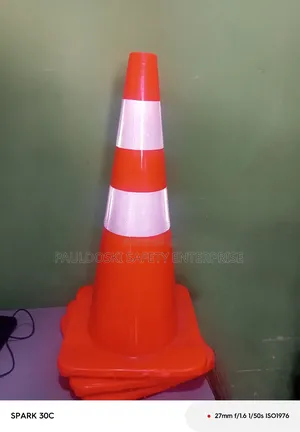 75 Cm Cone