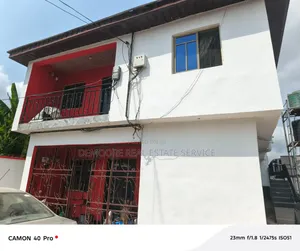 8bdrm Block of Flats in Abaranje, Ikotun / Ikotun/Igando for sale
