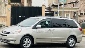 Toyota Sienna XLE Limited AWD 2005 Silver