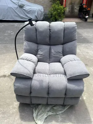 Comfortable Recliner Chair With Phone Holder
