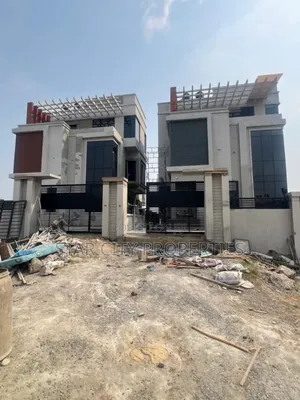 4bdrm Duplex in Surulere Lagos for sale