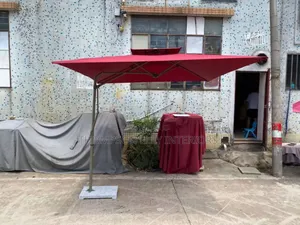 Large Cantilever Patio Umbrella – Stylish Outdoor Shade