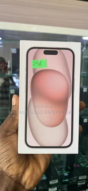 New Apple iPhone 15 256 GB Pink