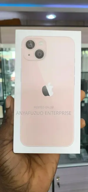 New Apple iPhone 13 128 GB Pink