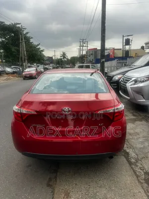 Toyota Corolla 2015 Red