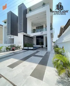 5bdrm Duplex in Ikota for sale