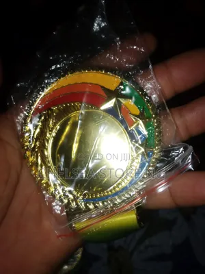 Unique Medal With Three Colors Ni90